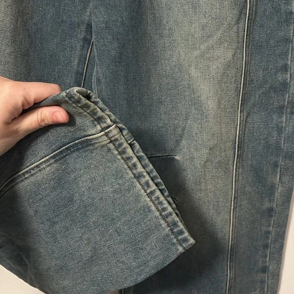 Men's Blue Jeans - Picture 4 of 6